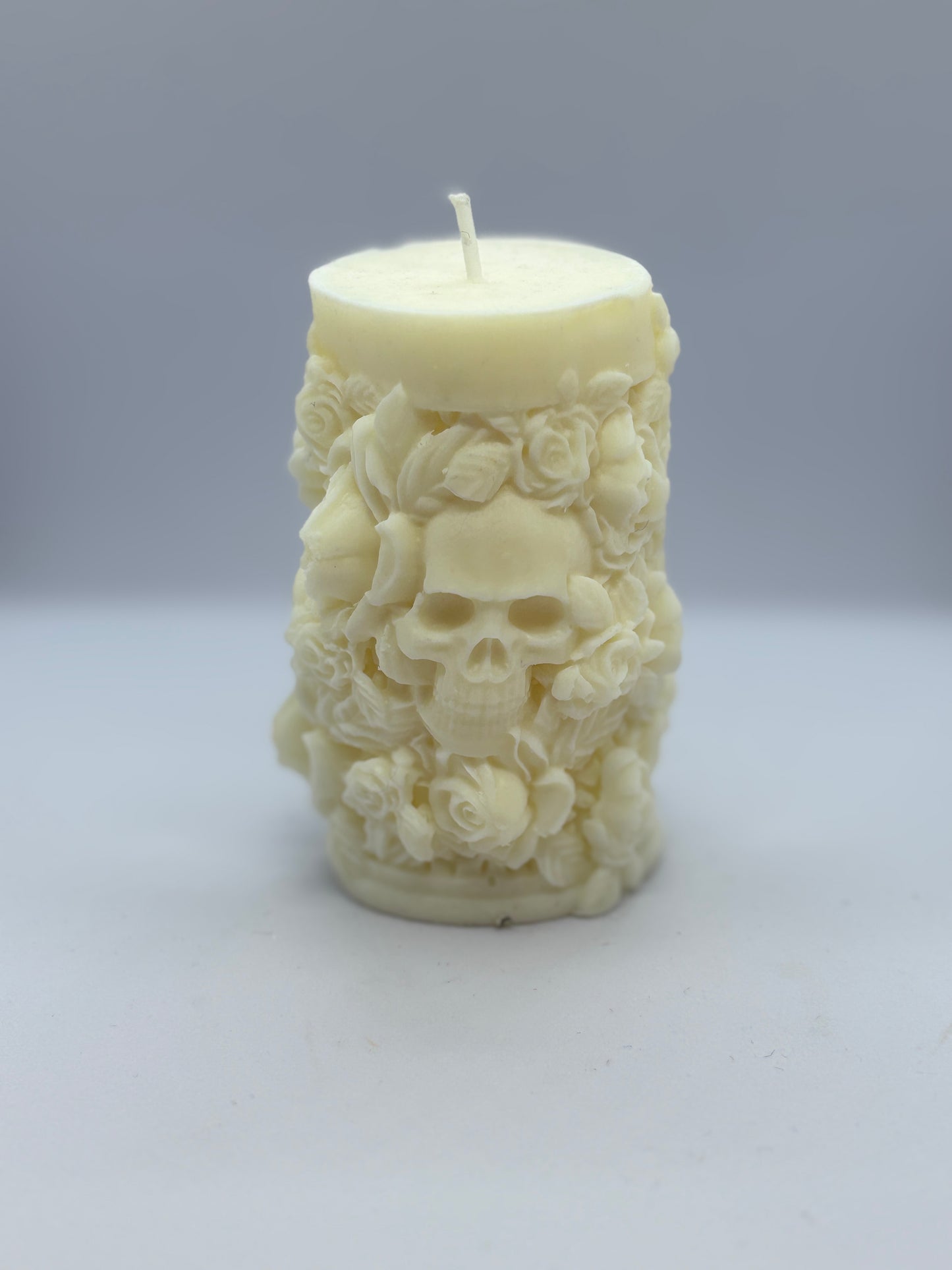 Skull & Roses Decorative Candle