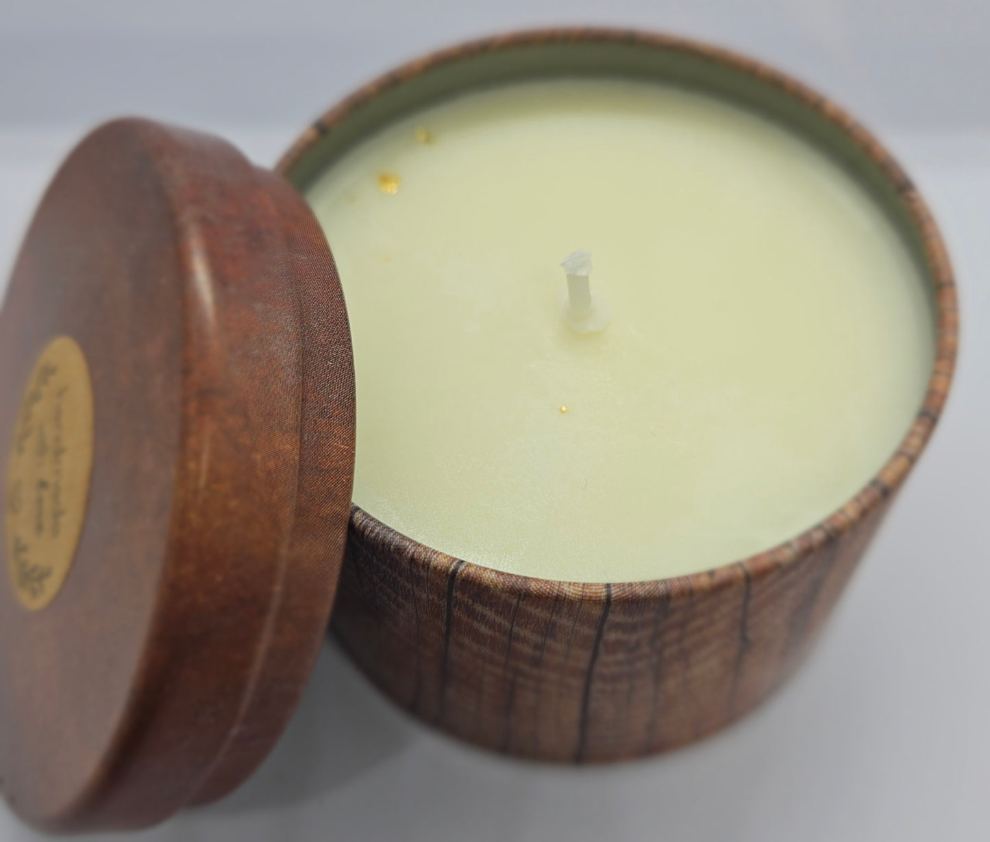 Rustic Wood Tin Candle – Bergamot Scented Soy Wax with Gold Leaf 110g