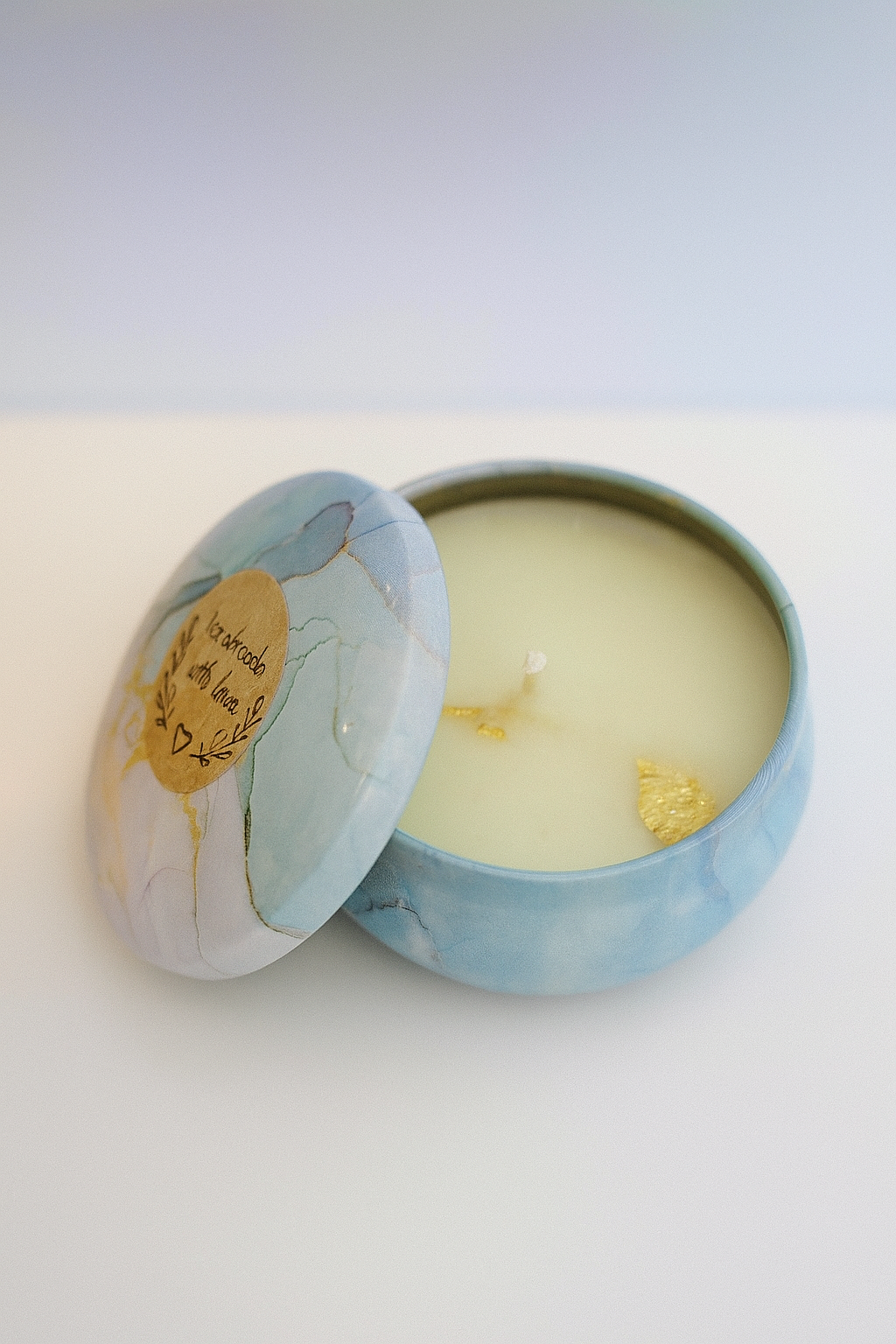 Marble Tin Candle – Bergamot Scented Soy Wax with Gold Leaf 80g